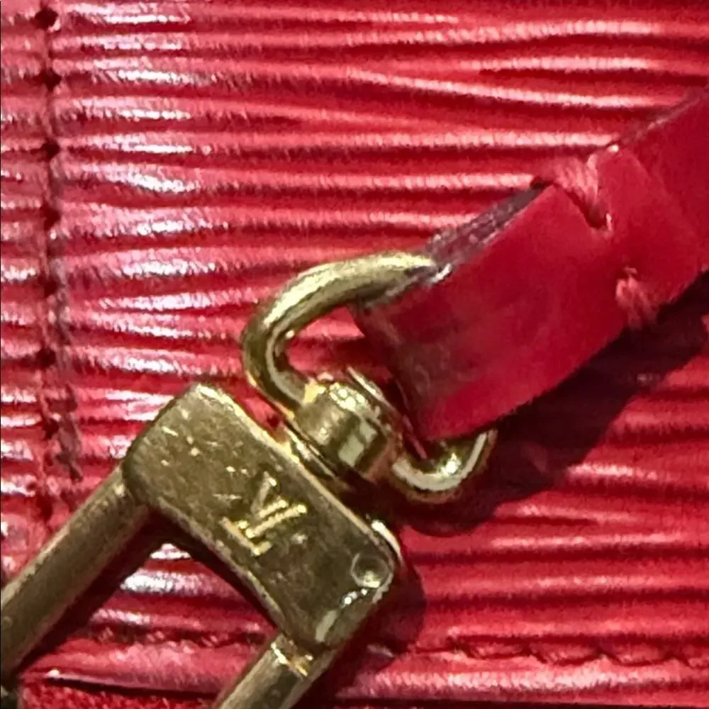 Louis Vuitton Red Epi Leather Pochette Wristlet Clutch Castilian Red LV Vintage